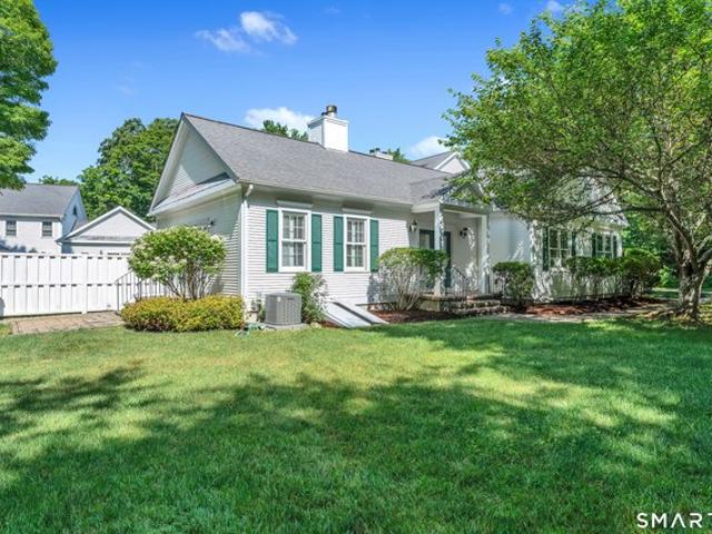 Condo for sale in Old Lyme, Connecticut