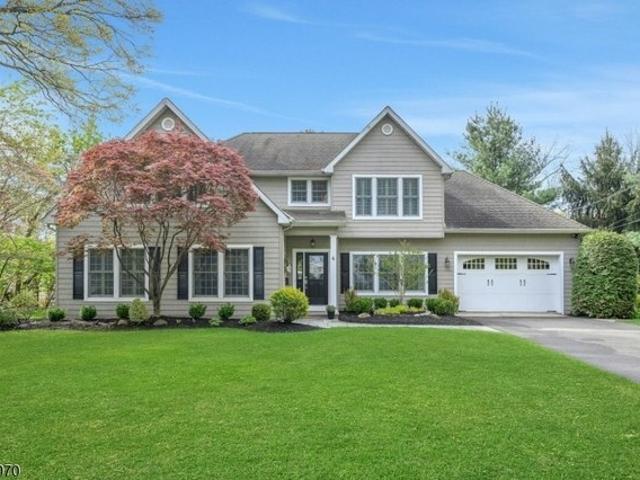 House for sale in Mountain Lakes, New Jersey