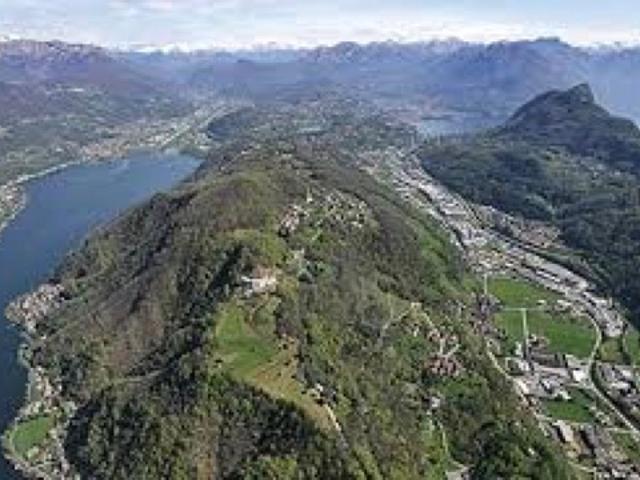 Attikawohnung kaufen in Collina d'Oro, Tessin