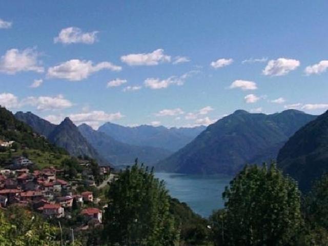 Einfamilienhaus kaufen in Aldesago, Tessin