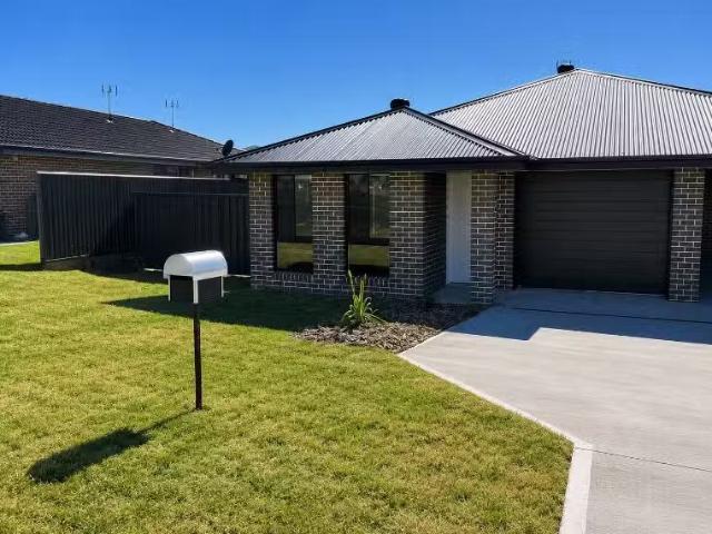 House for rent in Kootingal, New South Wales