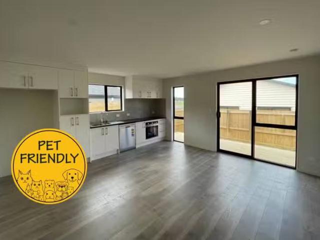 Apartment for rent in Awhitu