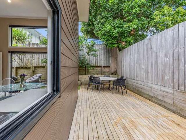 House for sale in Wairau Valley