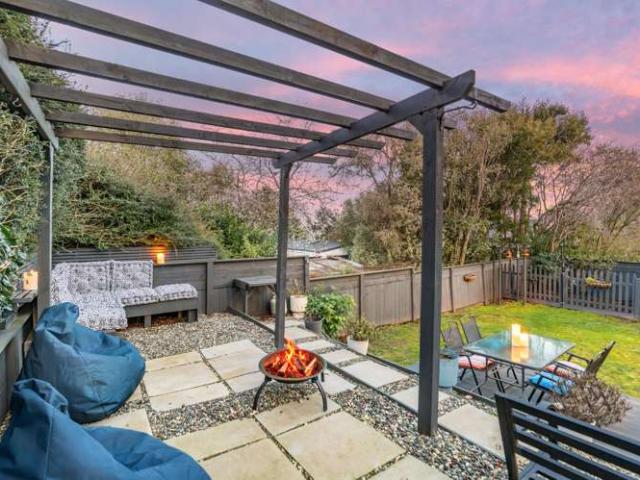 House for sale in Otakou