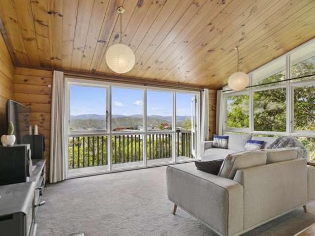 House for sale in Days Bay, Wellington