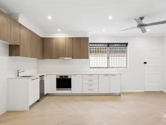 Apartment for rent in Mascot, Bayside Council
