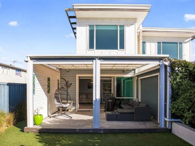 Townhouse for sale in Days Bay, Wellington