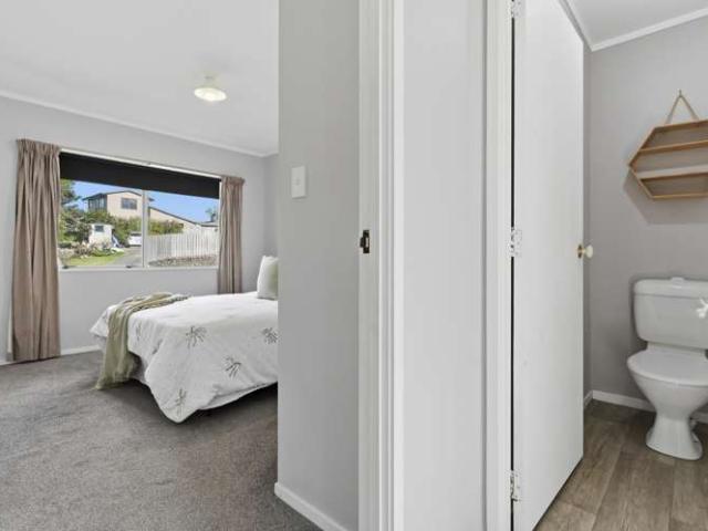 House for sale in Omokoroa, Bay Of Plenty