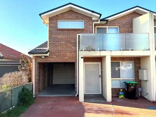 House for rent in Fairfield Heights, New South Wales