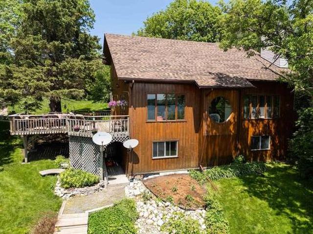 House for sale in Mcintosh, Ontario