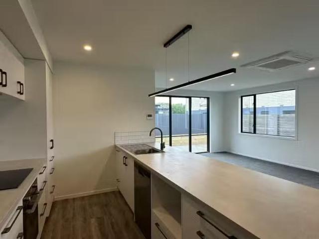House for sale in Kerrytown, Canterbury