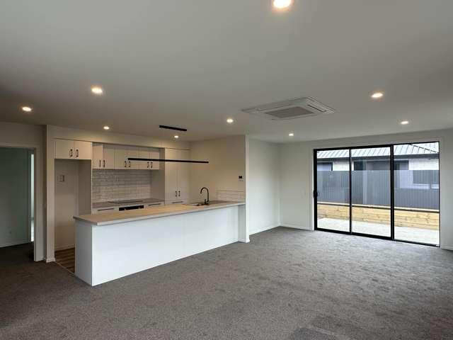 Townhouse for sale in Kerrytown, Canterbury