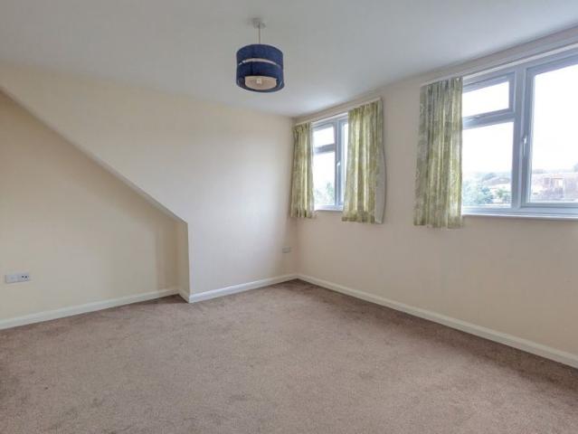 Apartment for rent in Fishersgate, West Sussex
