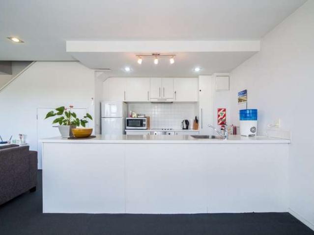 Apartment for rent in City Centre, Auckland