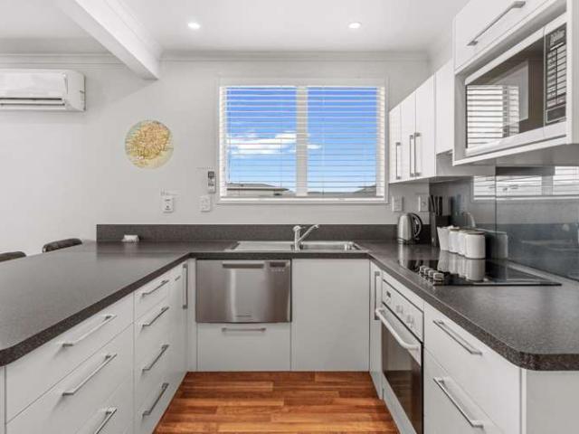 Townhouse for sale in Otakou