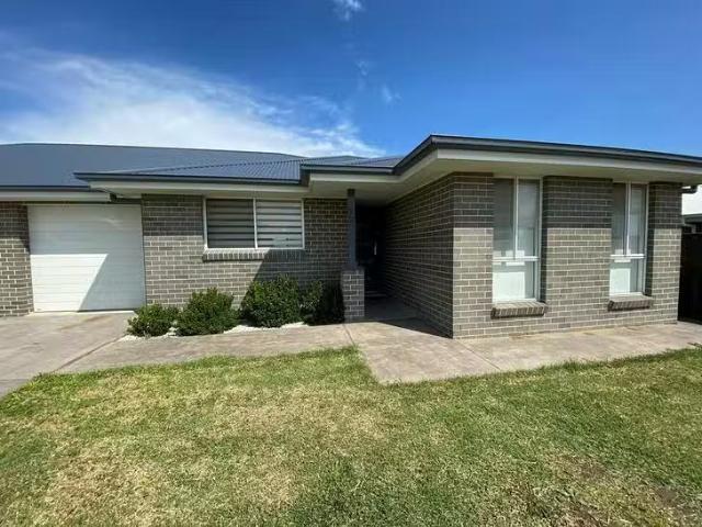 House for rent in Goulburn
