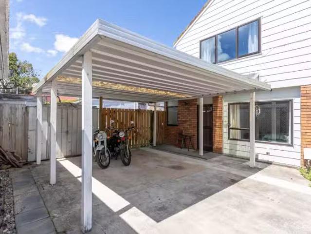 House for sale in Pauatahanui, Wellington
