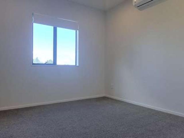 Townhouse for rent in Drury, Papakura