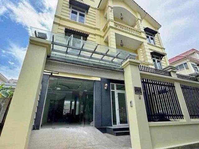 Biệt Thự cho thuê tại Thủ Đức, Hồ Chí Minh