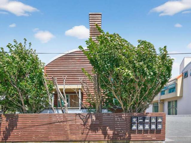 Townhouse for sale in Days Bay, Wellington