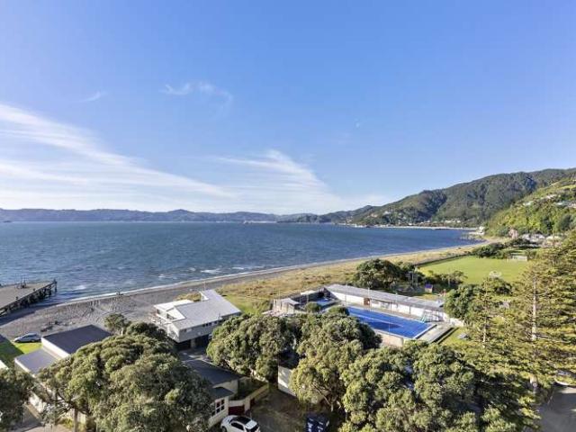 Apartment for sale in Days Bay, Wellington