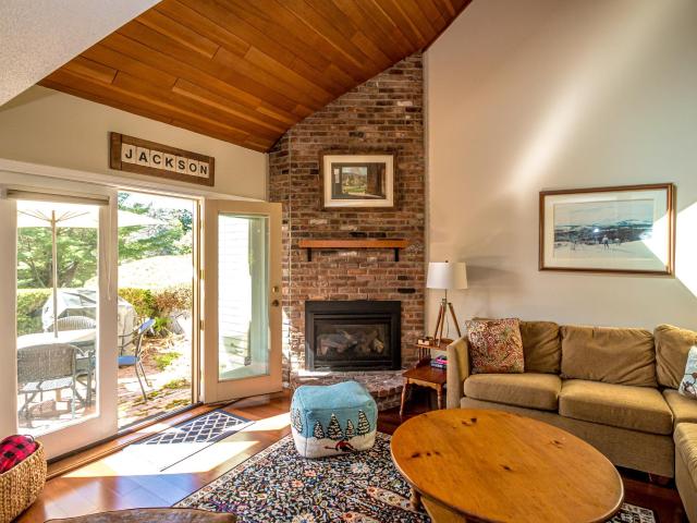 Condo for sale in Jackson Falls, Jackson