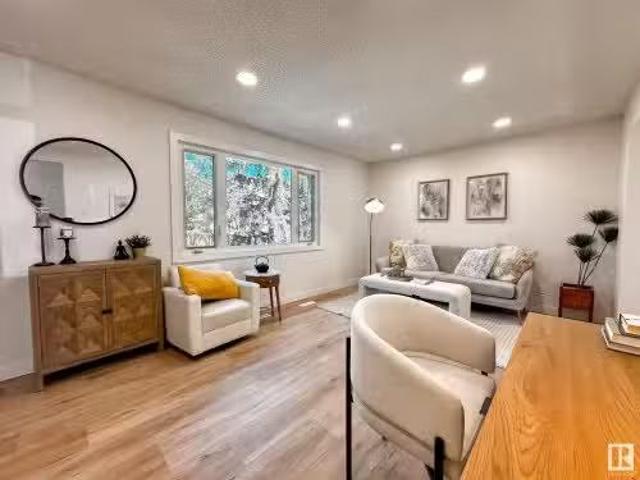 Condo for sale in Wedgewood, Alberta