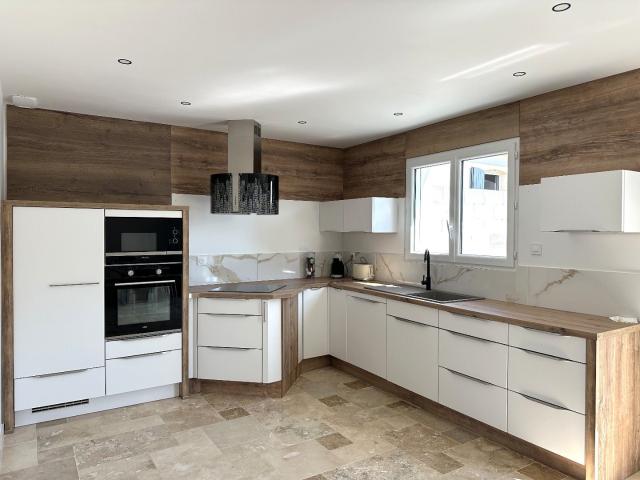 Maison vente à Saintes, Villars-en-pons