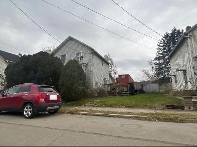 House for sale in Beaver, Pennsylvania