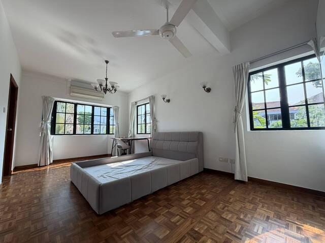 Room for rent in Ulu Pandan