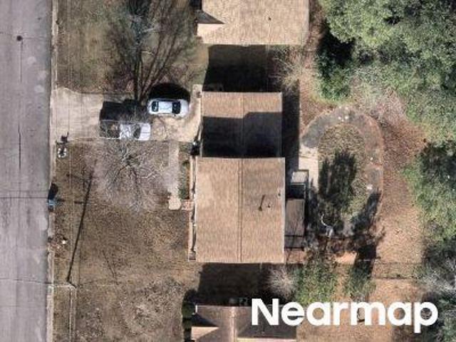 House for sale in Bridlewood Forest Estates, Center Point
