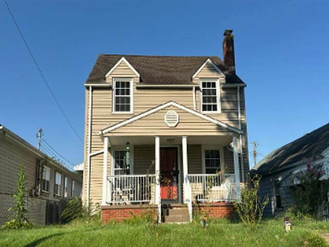 House for sale in Southside, Huntington