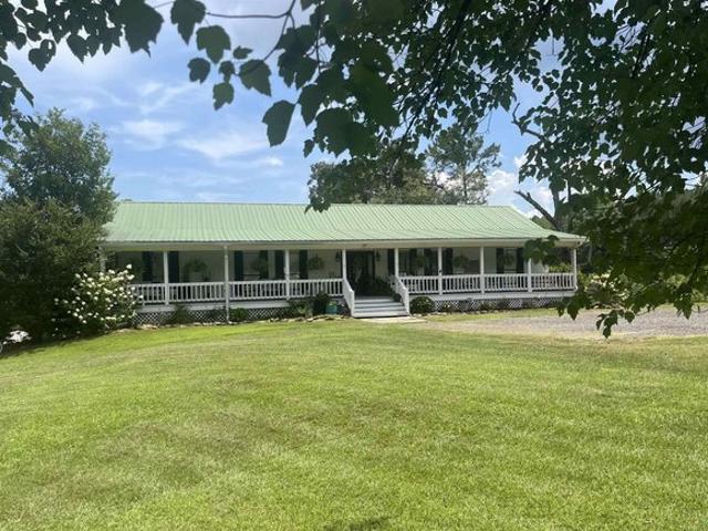 House for sale in West Blocton, Alabama