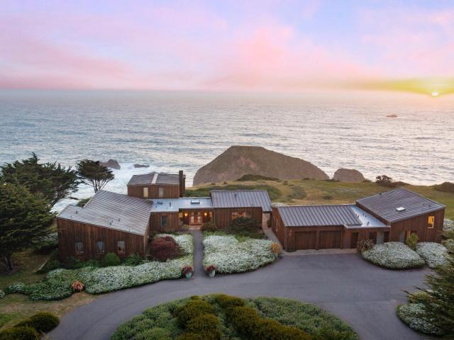 House for sale in Elk, California