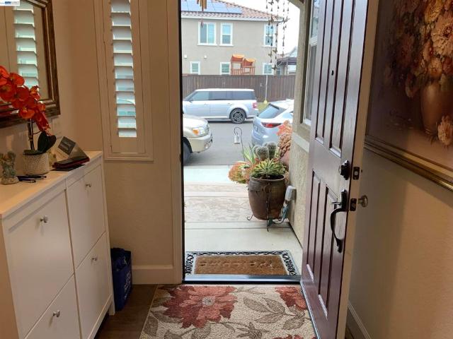 House for sale in Solano, California