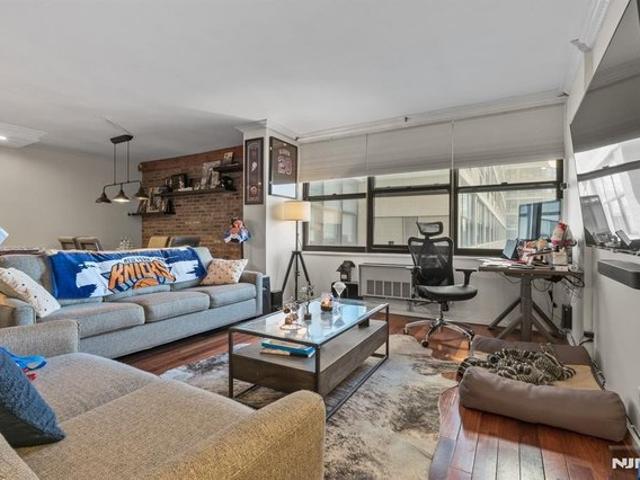 Condo for sale in Hudson, New Jersey