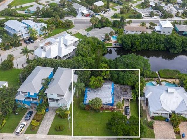 House for sale in Holmes Beach, Florida