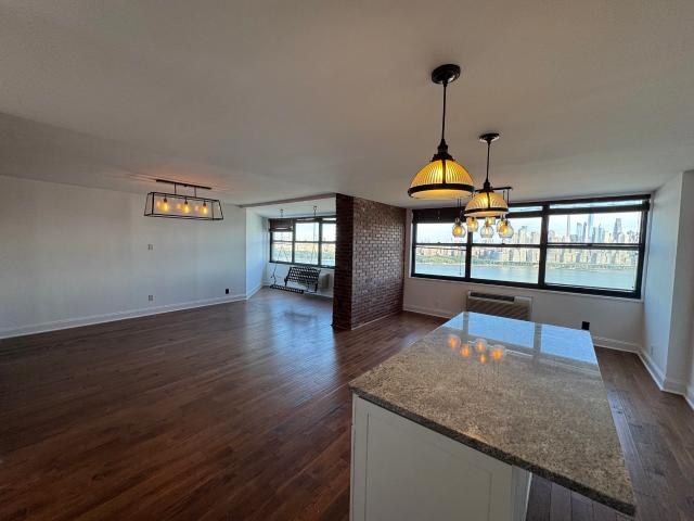 Condo for sale in Guttenberg, Hudson County