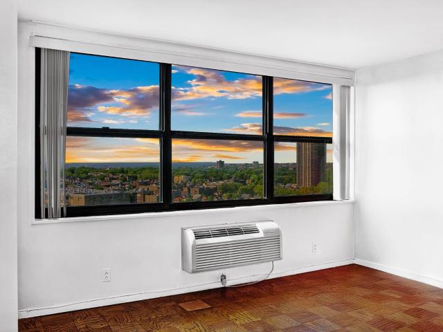 Condo for sale in Hudson, New Jersey