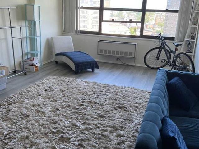 Condo for sale in Hudson, New Jersey