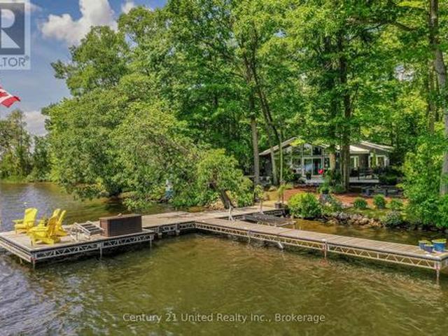 House for sale in Ontario