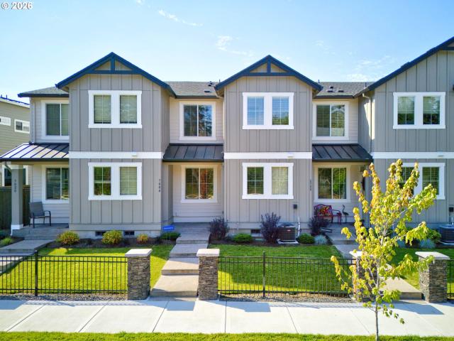 Townhouse for sale in Oregonia