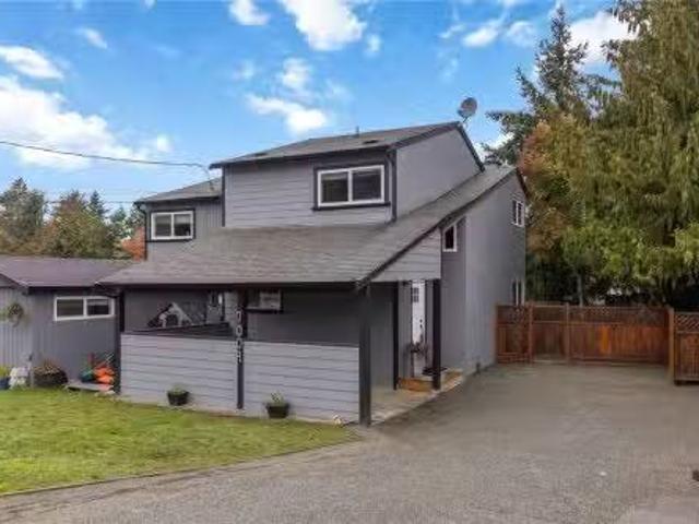 House for sale in Brentwood Bay, British Columbia