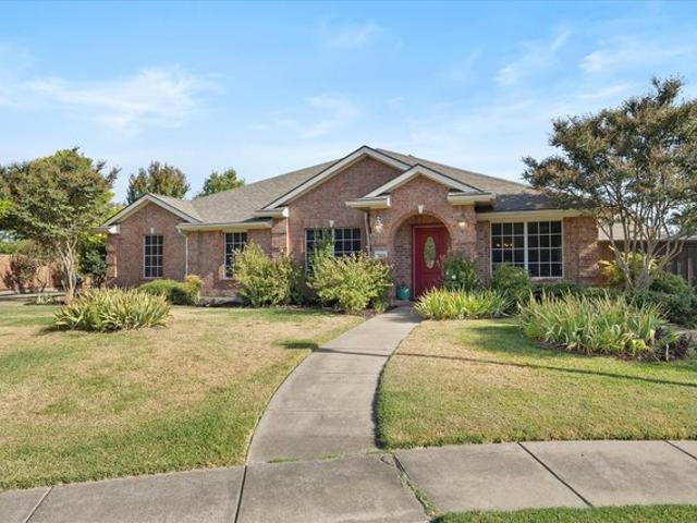 House for sale in Rowlett, Texas