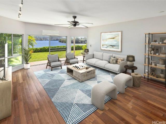 Townhouse for sale in Honolulu, Marina East