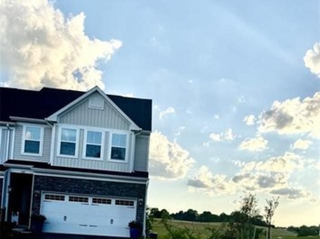 Townhouse for sale in Jeannette, Westmoreland County