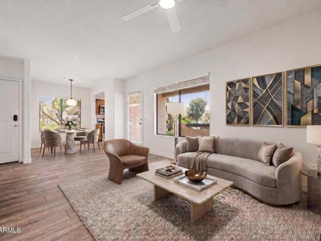 Condo for sale in Paradise Valley, Arizona