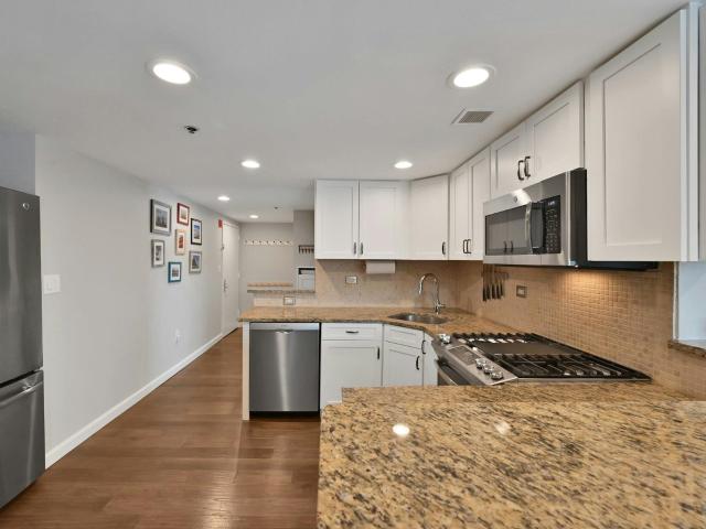 Condo for sale in Hudson, New Jersey