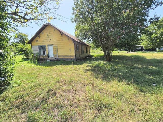 House for sale in Hubbard, Texas
