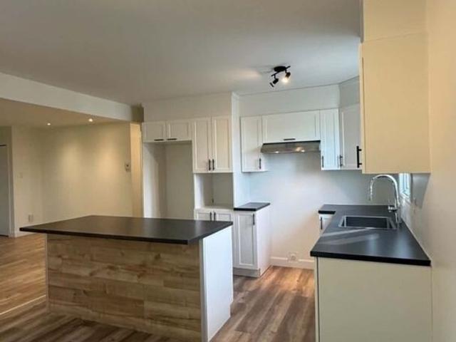 Apartment for rent in Mauricie, Quebec